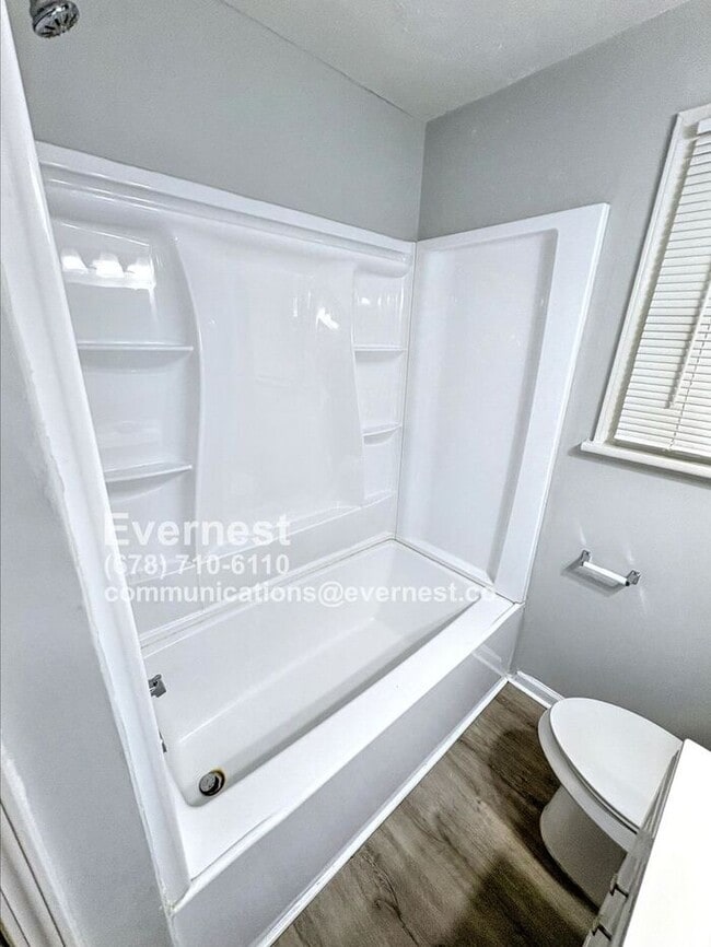Building Photo - 4402 Davana Dr