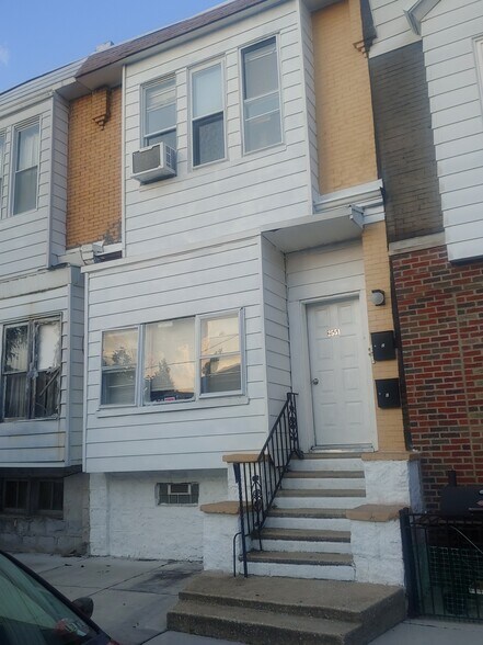 Building Photo - 2551 S Galloway St