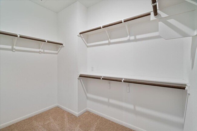 Building Photo - 6516 Rounded Pebble Ln