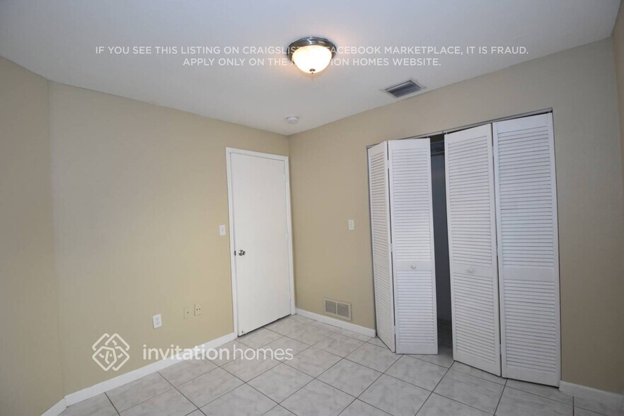 Building Photo - 15813 SW 79th St