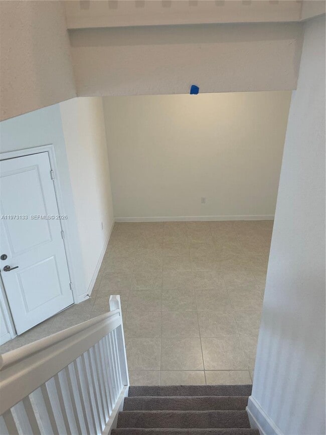 Building Photo - 20564 NE 5 PL
