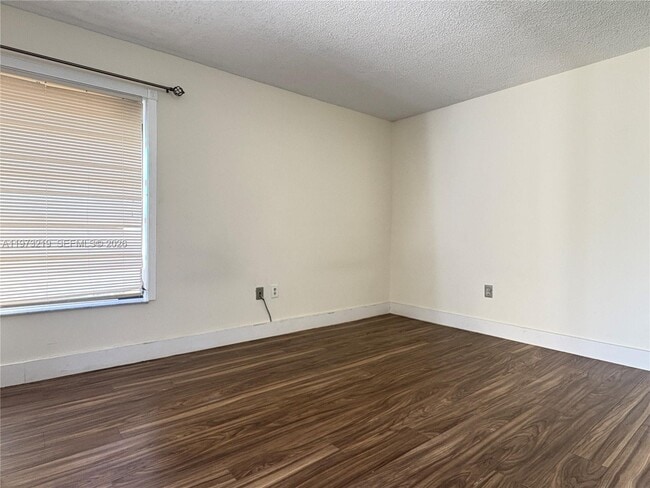 Building Photo - 9285 SW 125th Ave