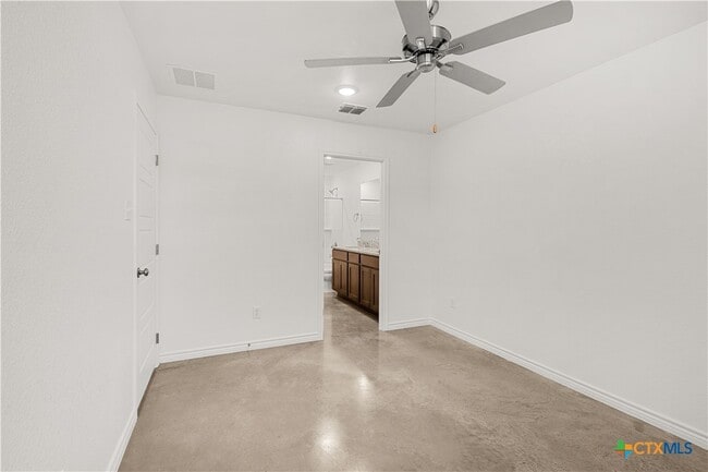 Building Photo - 1226 Concord Dr