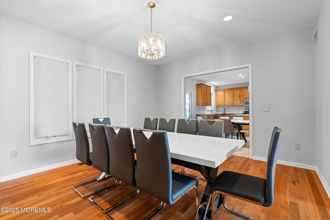 Building Photo - 230 Norwood Ave N