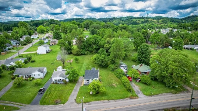 Building Photo - 237 Randolph St