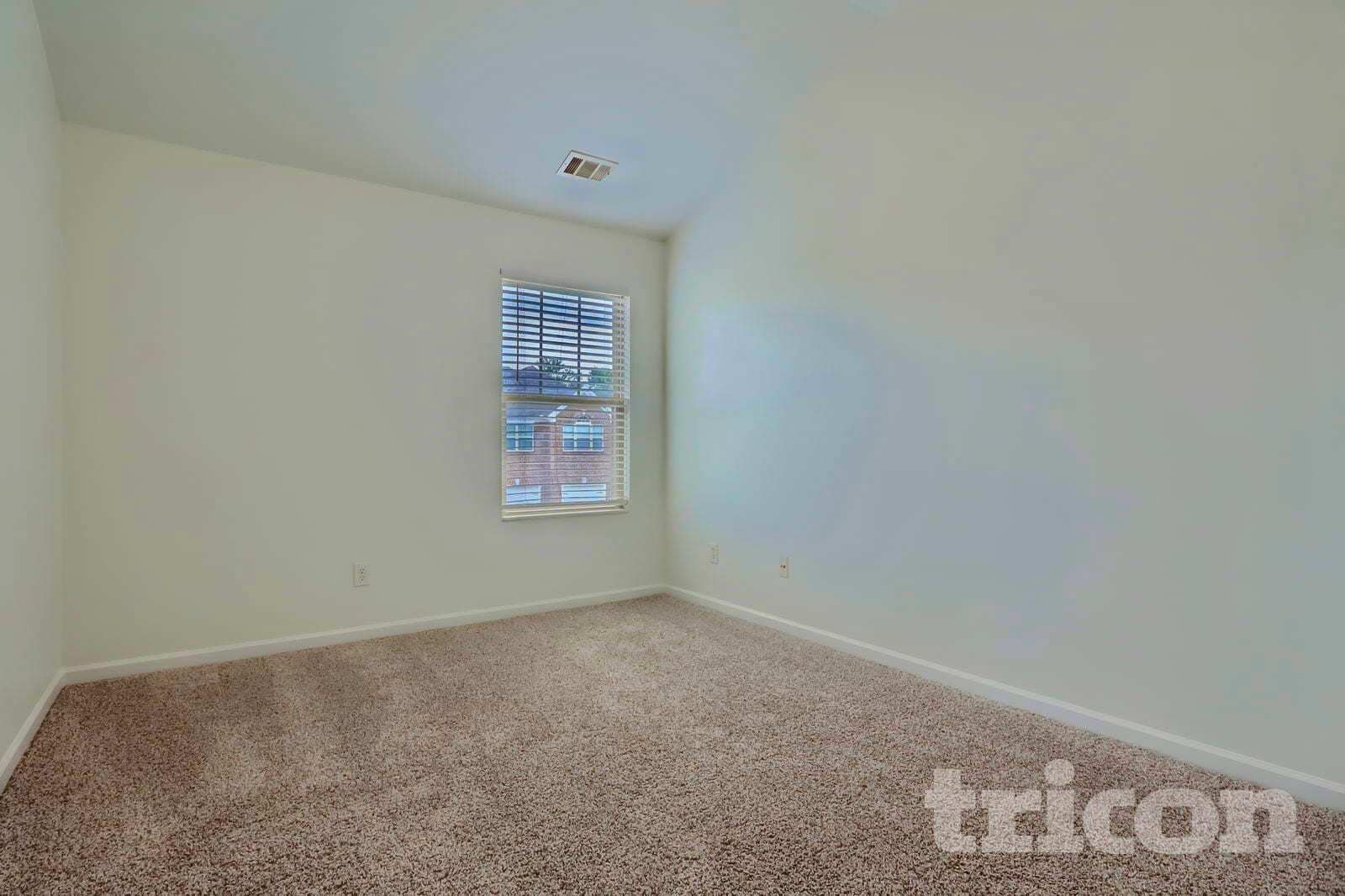 Building Photo - 5732 Barrington Run