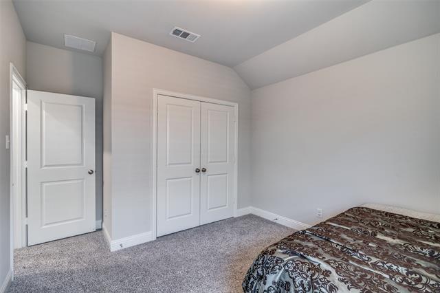 Building Photo - 1069 Norias Dr