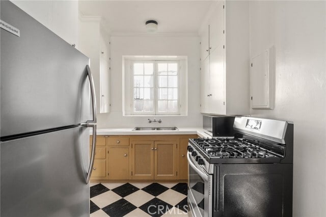 Building Photo - 3136 Griffith Park Blvd