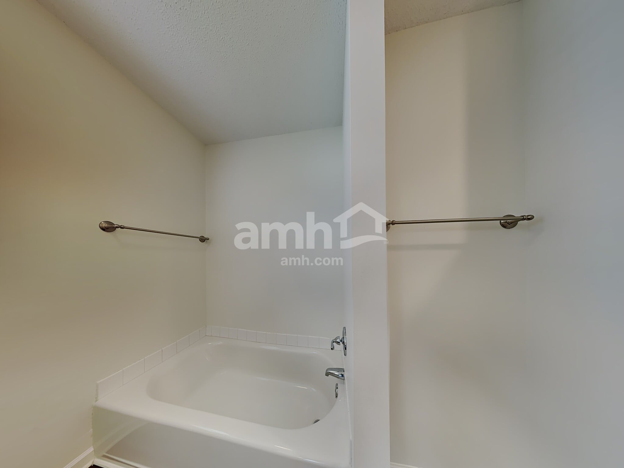 Building Photo - 148 Tudor Downs Rd