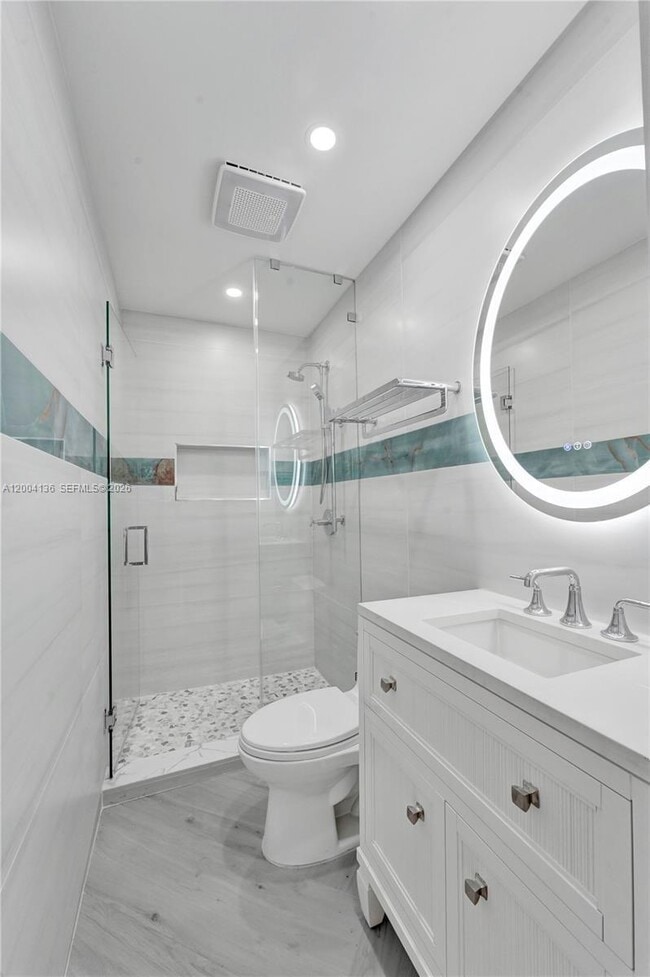 Building Photo - 3744 NE 167th St