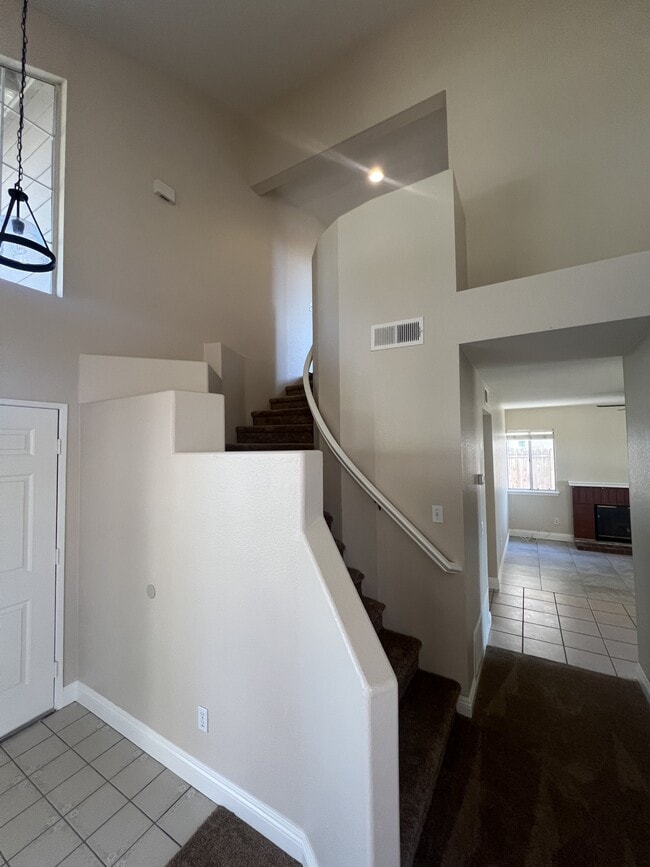 Building Photo - 39948 Osprey Rd