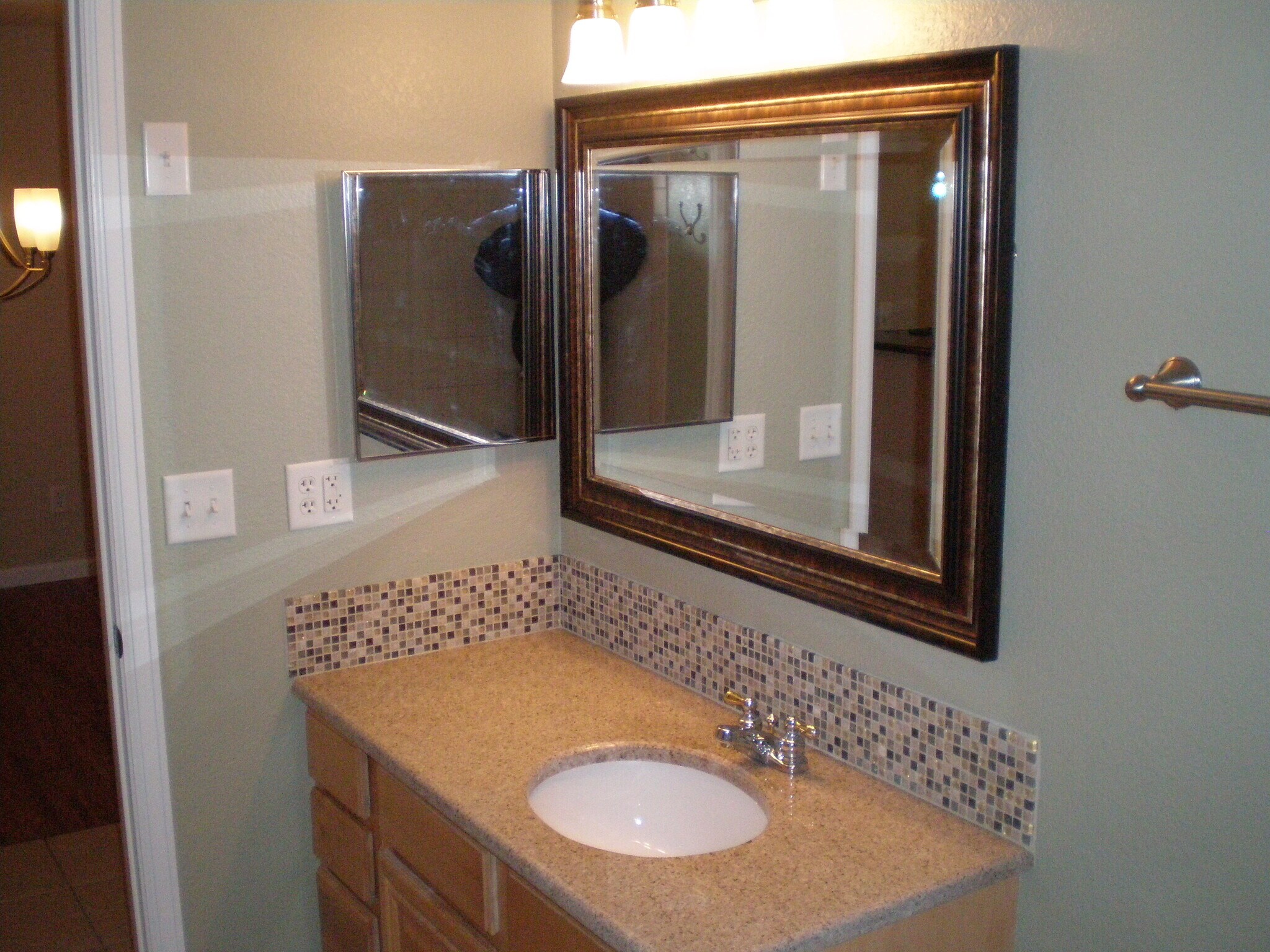 Building Photo - 5201 S Fox St