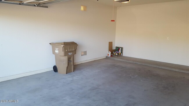 Building Photo - 15493 W Montecito Ave