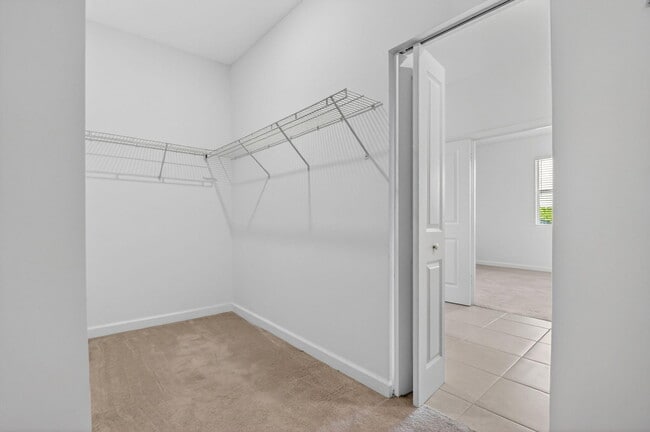 Building Photo - 4645 Meyerson Pl