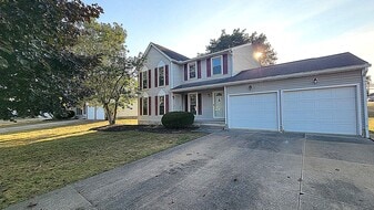 Building Photo - 6525 Blossomwood Cir NE