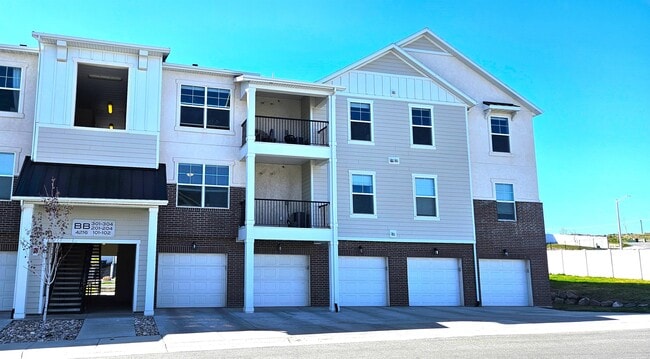 Primary Photo - 4216 W 1530 N