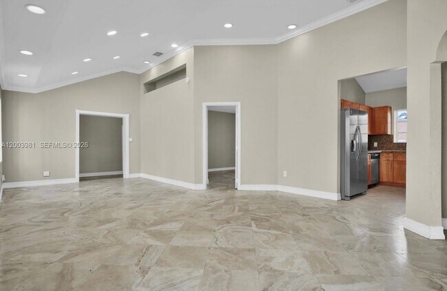 Building Photo - 1630 Van Buren St