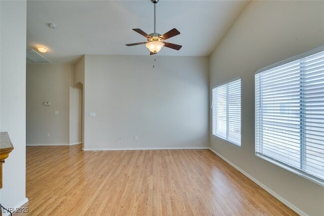 Building Photo - 6473 Stone Dry Ave