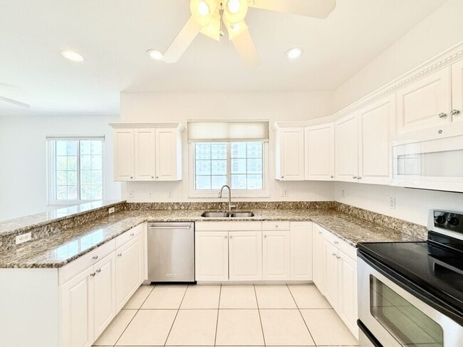 Building Photo - 15473 Gulf Blvd