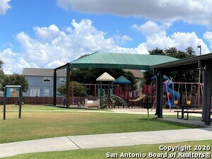 Building Photo - 8018 Chestnut Gate Dr