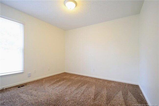 Building Photo - 7128 Dayspring Dr
