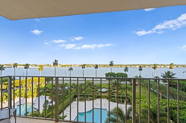 Building Photo - 1801 S Flagler Dr