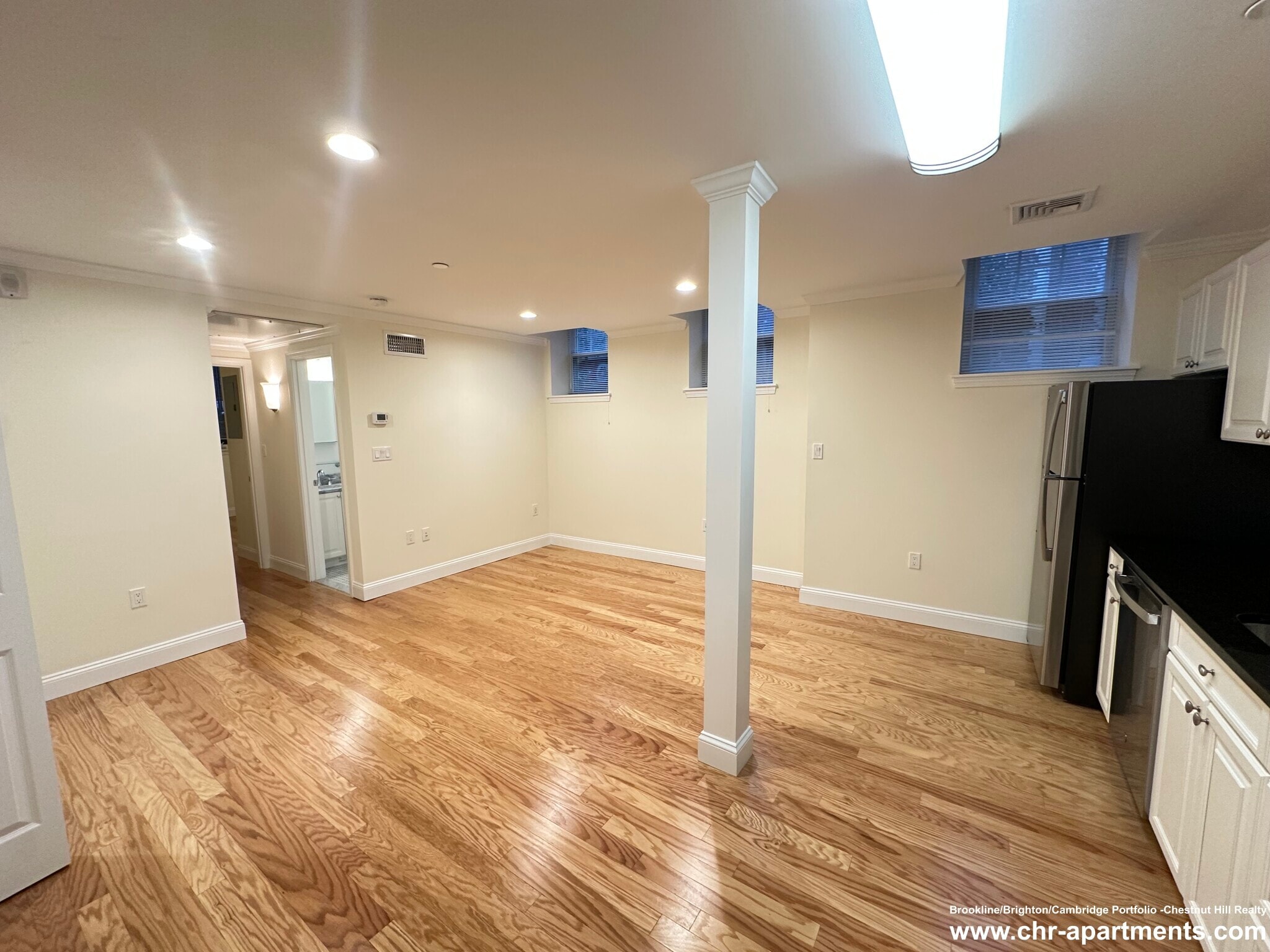 Building Photo - 14 Chauncy St