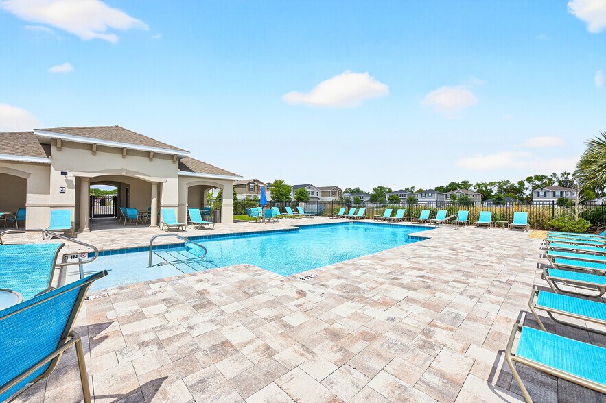 Building Photo - 2338 Carrabelle Way