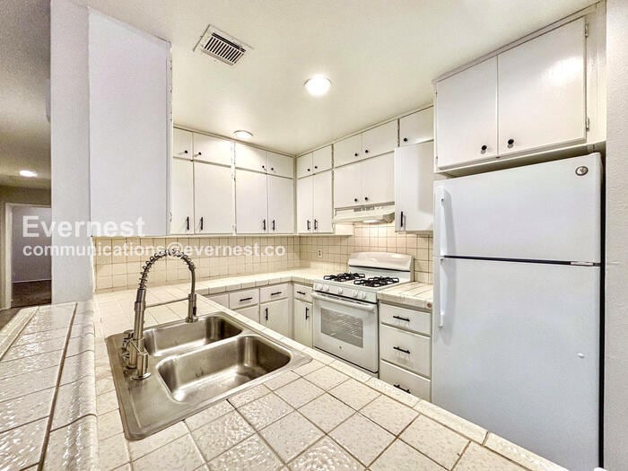 Building Photo - 33892 Sky Blue Water Trl