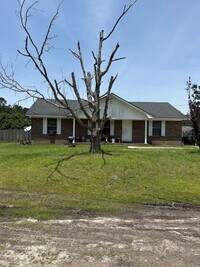 Building Photo - FOR RENT