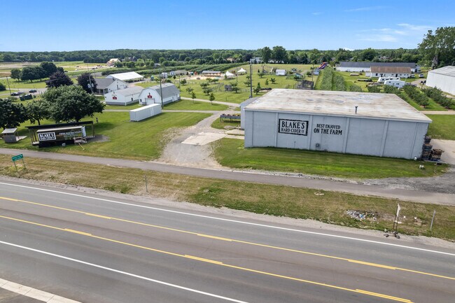 Building Photo - 25352 Potomac Dr