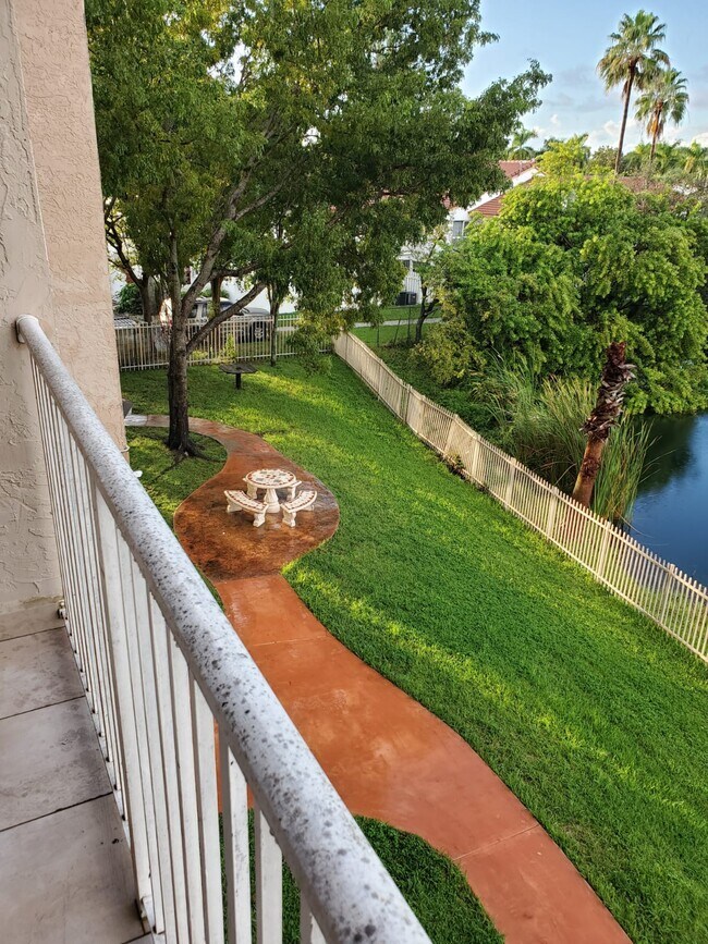 Building Photo - 15231 SW 80th St