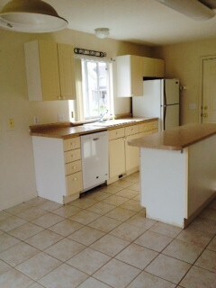 Building Photo - 258 Rawlins Ln