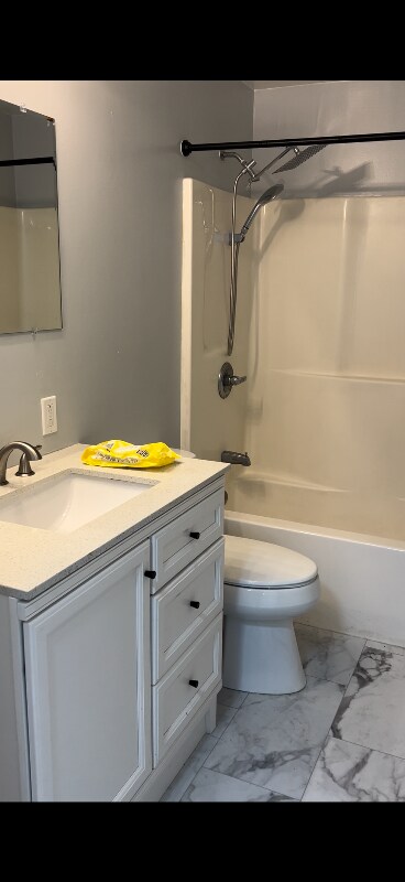 Building Photo - 604 3rd St