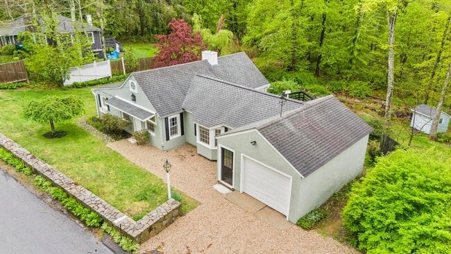 Building Photo - 13 South St