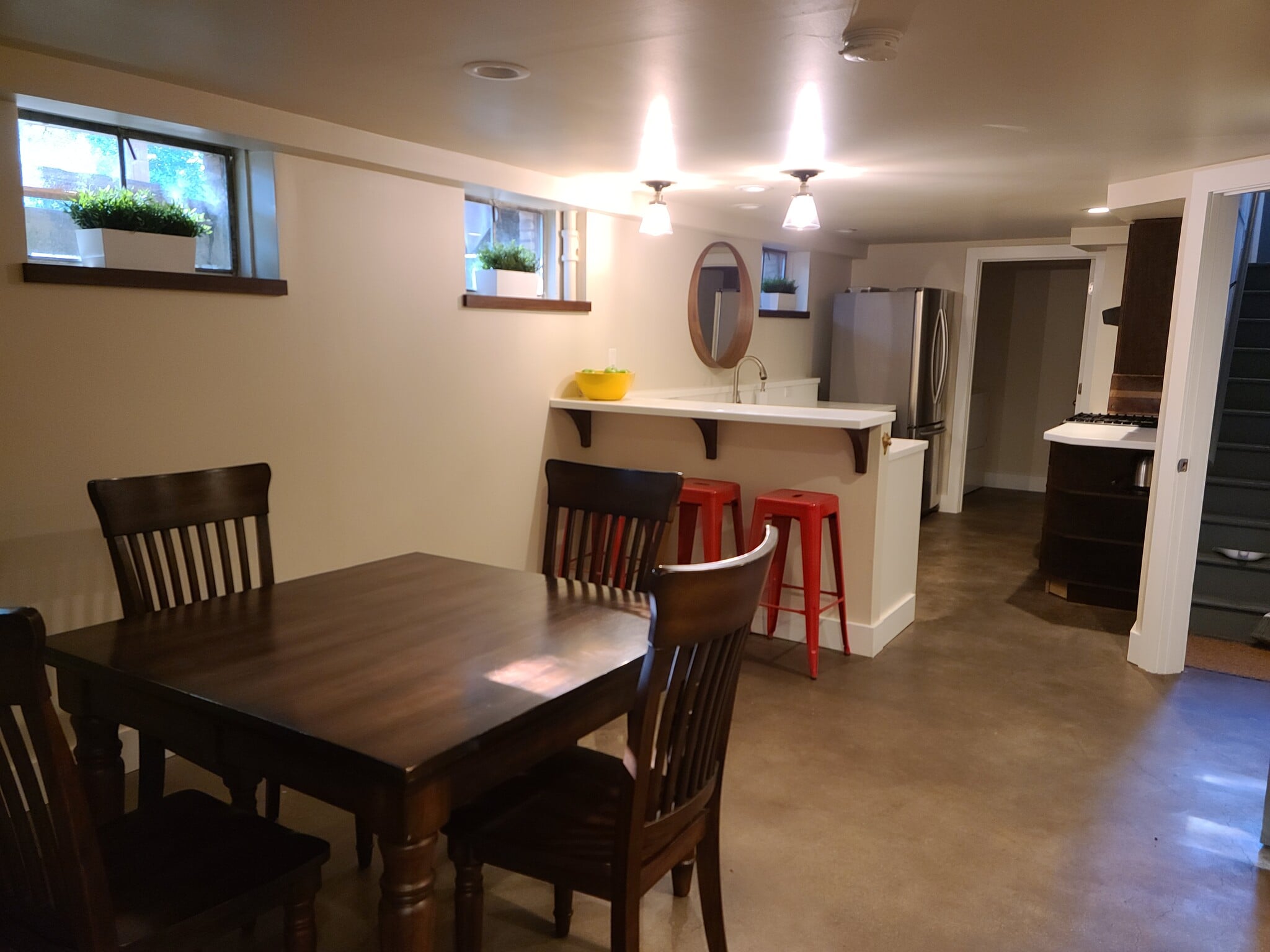 dining room easily fits 6-8 - 5252 NE 49th Ave