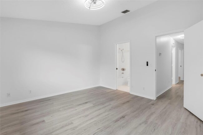 Building Photo - 9808 NW 56th Pl