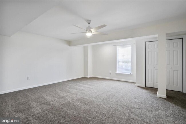 Building Photo - 319 Morlyn Dr