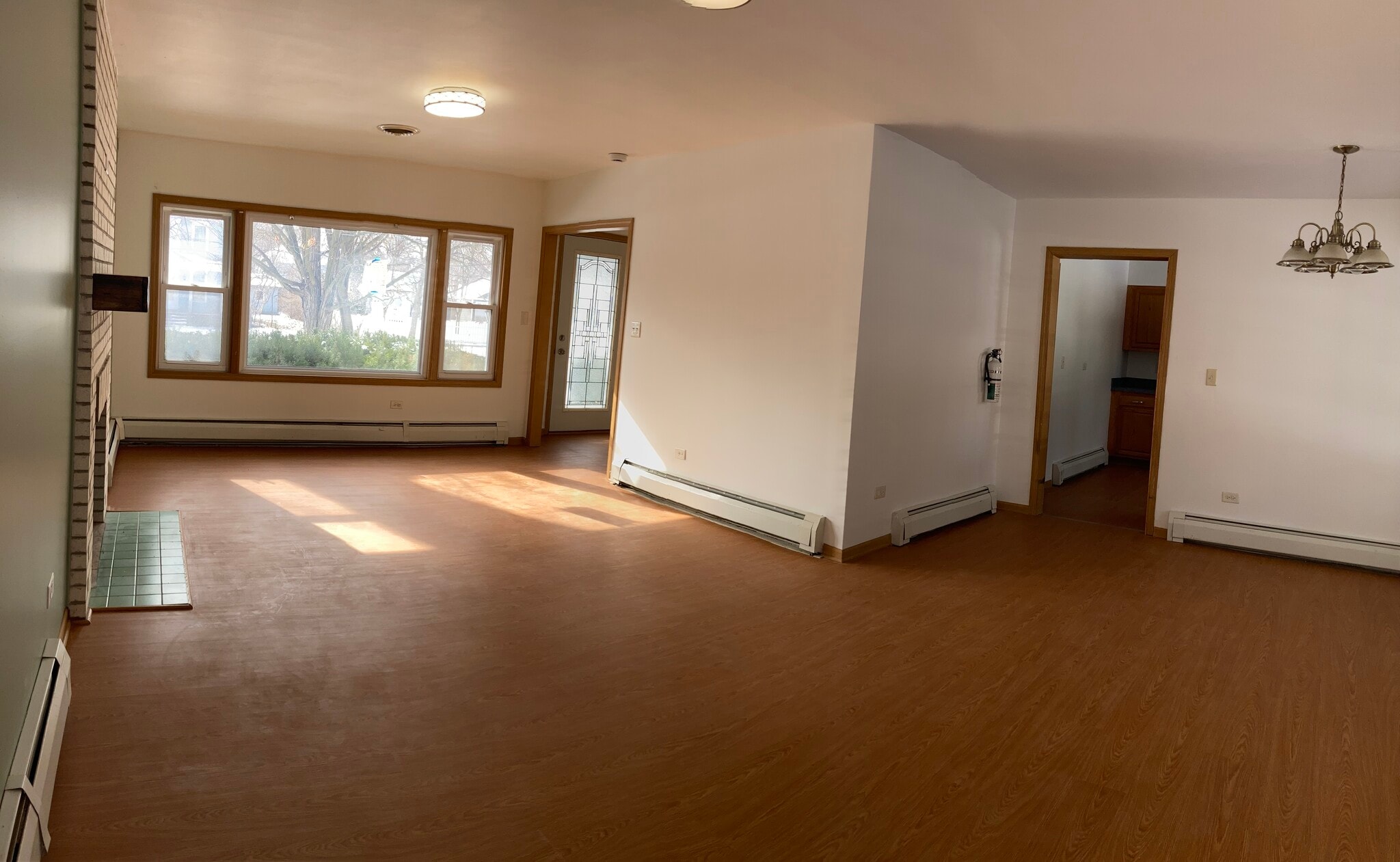 Building Photo - 638 Pearl St