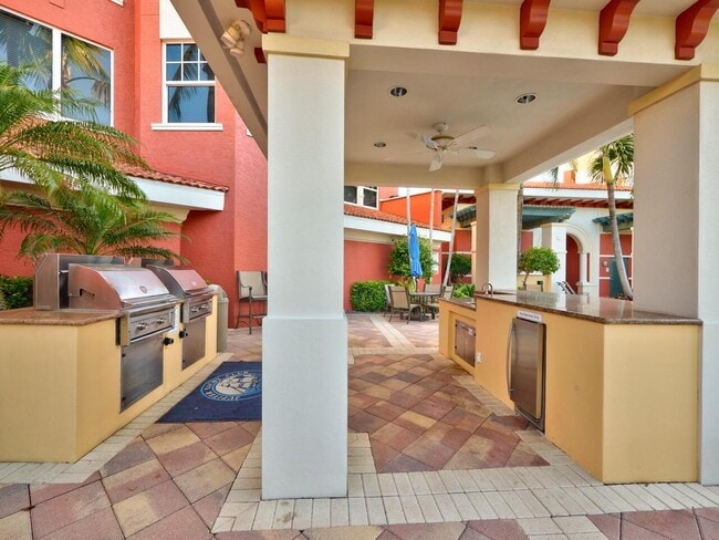 Building Photo - 500 S US Hwy 1