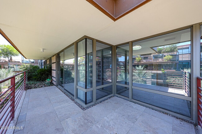 Building Photo - 7137 E Rancho Vista Dr