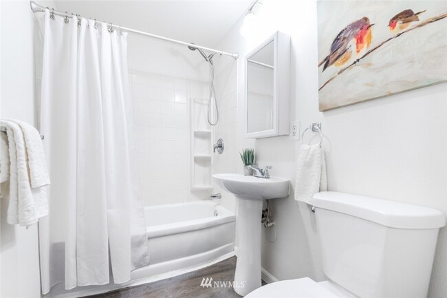 Building Photo - 1744 N Rainier Ave