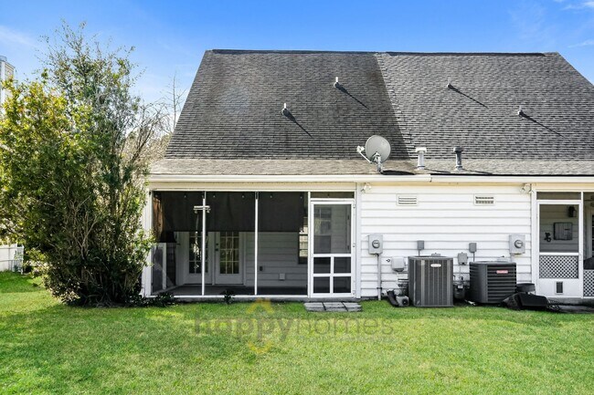 Building Photo - Modern 3/2 with Serene Pond Views in Dunes West