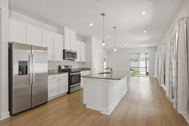 Building Photo - 19056 Heavenside Ct