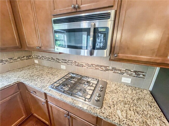 Building Photo - 5840 Zelkova Dr