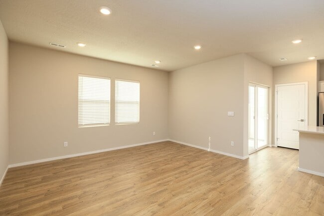 Building Photo - Modern One-Level Rancher South Spokane Valley Community - Elk Meadow Estate