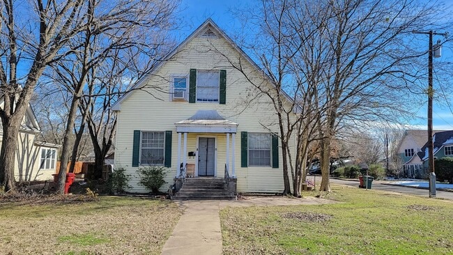 Building Photo - Charming 1-Bedroom Apartment in Sherman!