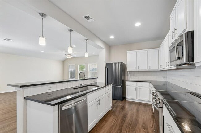 Building Photo - 9813 Eloquence Dr
