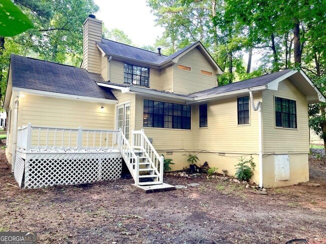Building Photo - 415 Hillsdale Dr