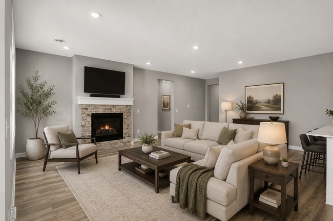 Building Photo - 6218 Tamarack Ln